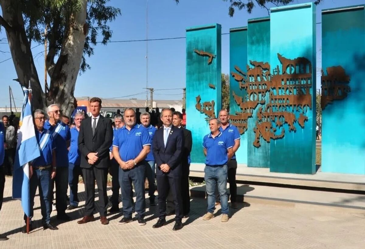 El monumento a los excombatientes de Malvinas en San Francisco.