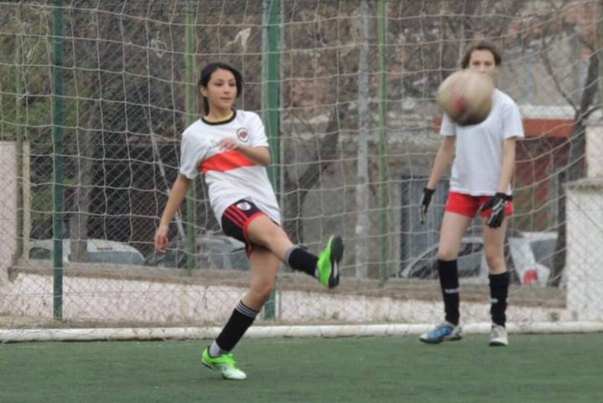 Rocío Achaval en la escuelta de Universitario (Prensa Universitario)