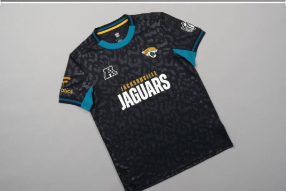 Las camisetas de los equipos de la NFL como si fueran de fútbol (Fanatics)