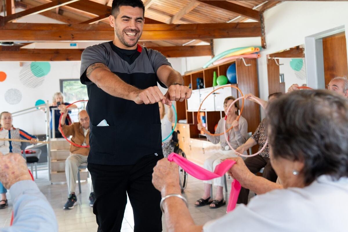 Espacios diseñados para promover bienestar, autonomía y calidez en la vida cotidiana.