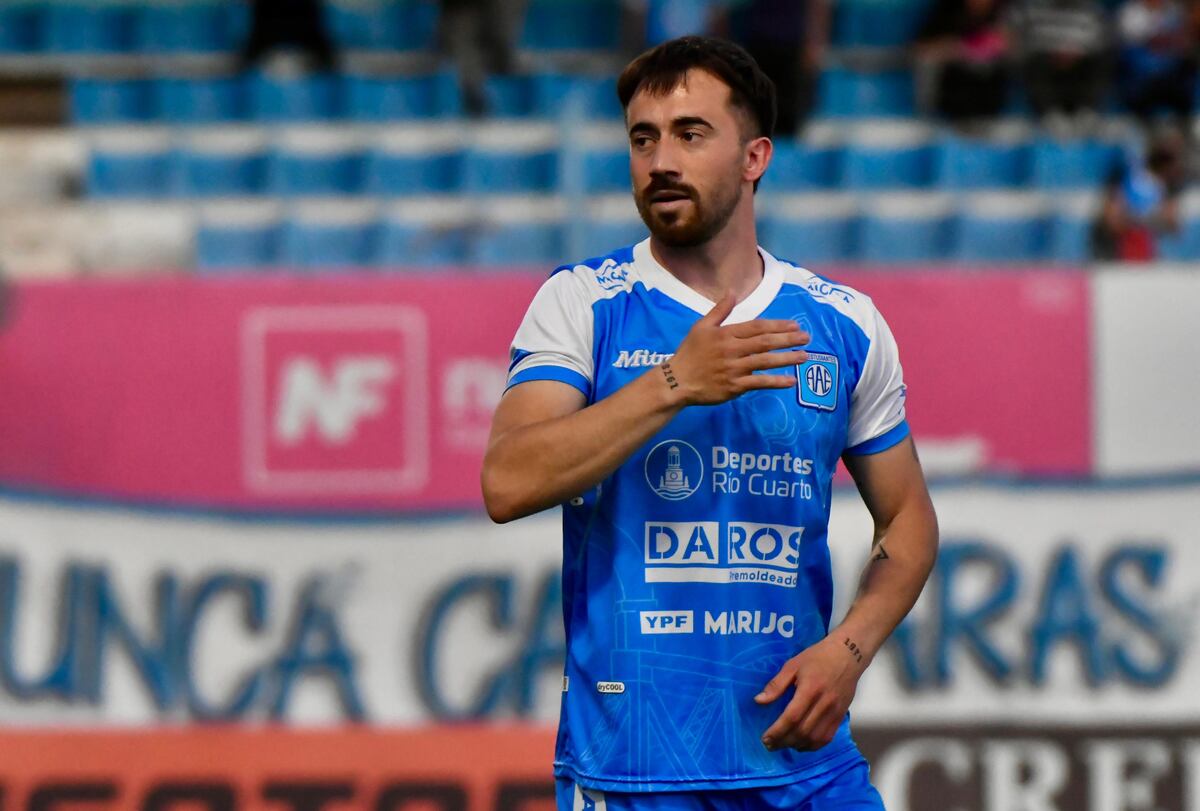 Estudiantes de Río Cuarto enfrentó de local a Patronato por la Primera Nacional. (Tomy Fragueiro / La Voz)