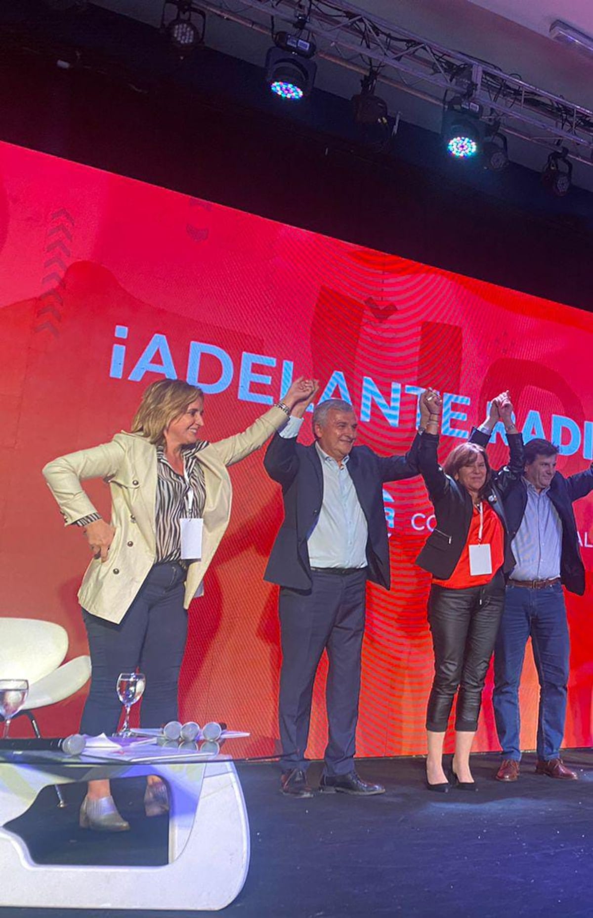 Otros tiempos. Cuando Myrian Prunotto y Gerardo Morales compartían actos políticos. Ahora se cruzaron por la decisión de la radical de trabajar con Martín Llaryora.