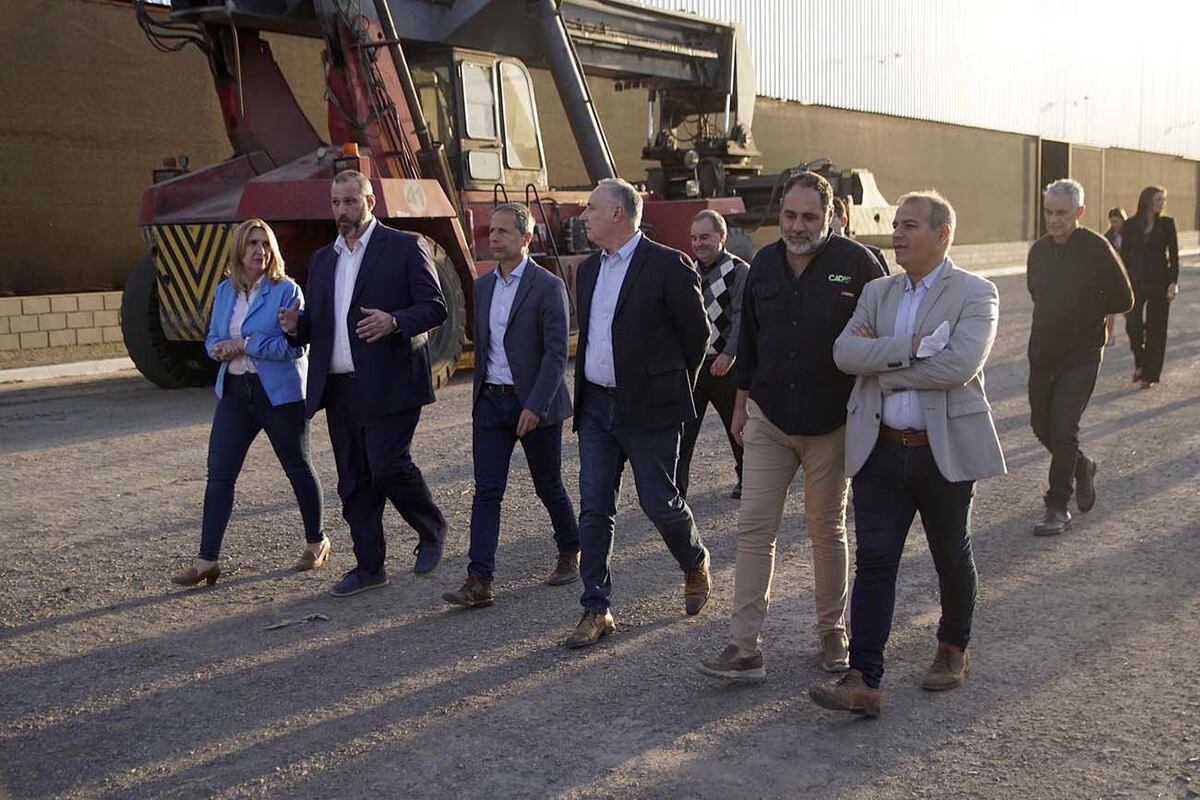 El ministro Eduardo Acastello recorrió las instalaciones del nodo.