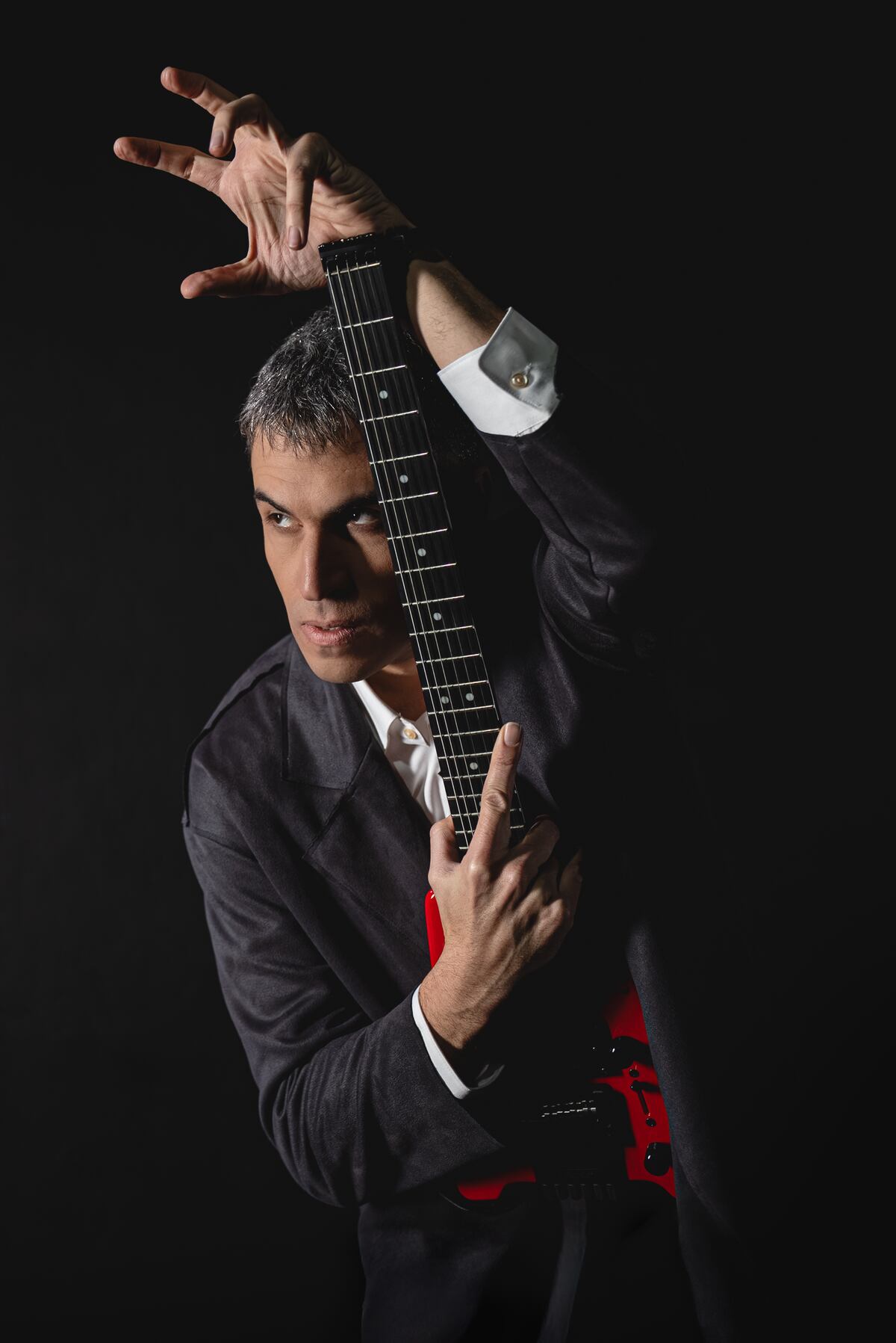 El músico y escritor se prepara para girar por Europa por segundo año consecutivo. En este caso, volverá a Polonia y pisará por primera vez Bulgaria. (Gentileza Javier Pittorino).