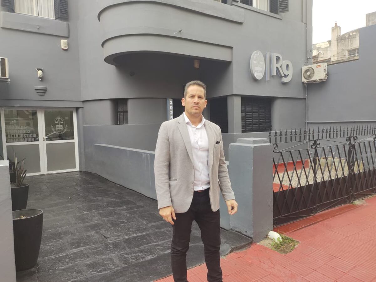 Mediador. Juan Pablo Tripputi, secretario general de los empleados judiciales federales de Córdoba, aceptó ser mediador en el conflicto. (La Voz)