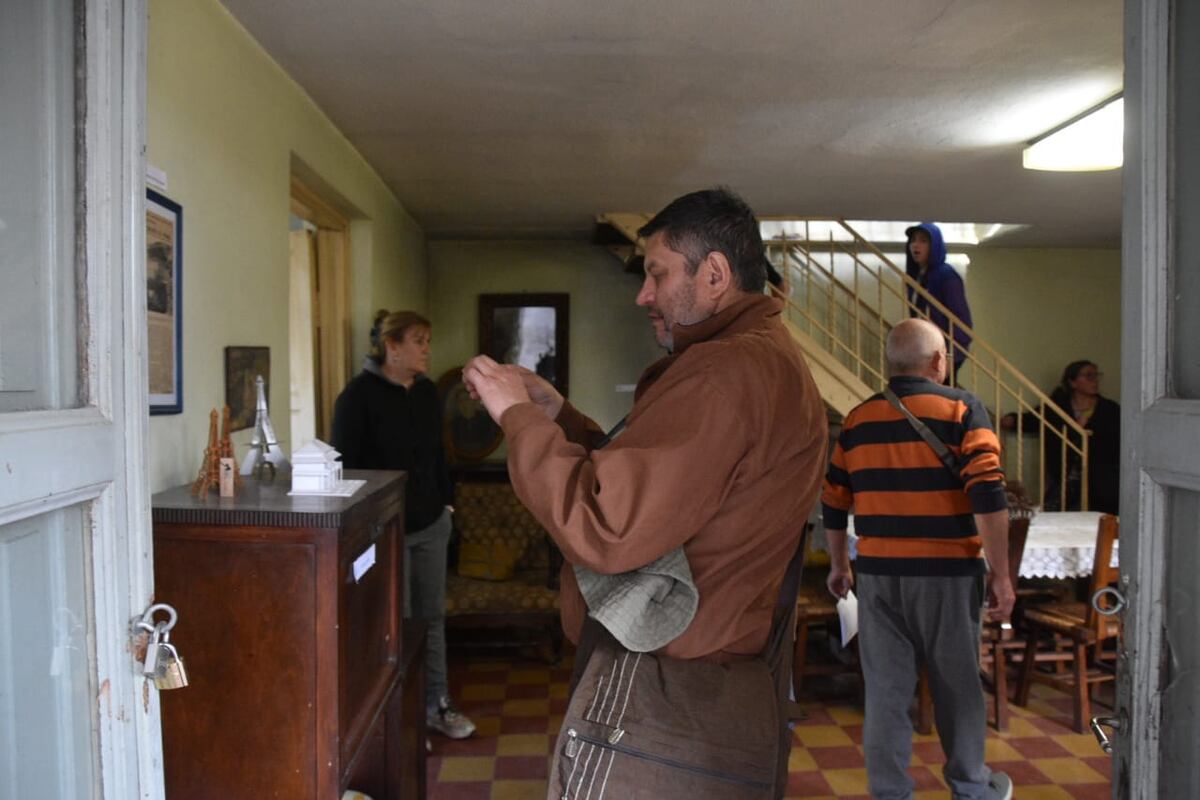 Se realizó la primera visita guiada a la Casa Eiffel de San Vicente, luego de que el municipio la expropiara (Municipalidad de Córdoba).