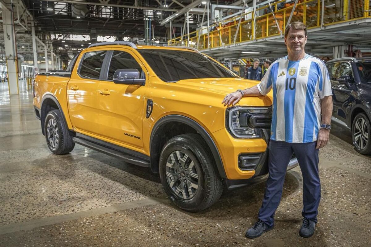 Nueva Ranger híbrida enchufable en Argentina.