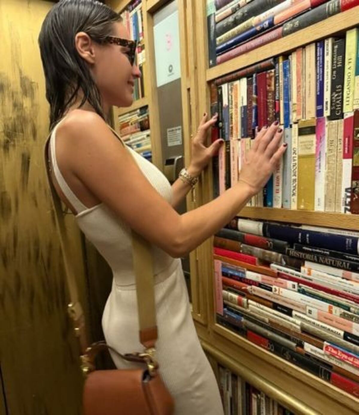 El look de Pampita que llega desde Madrid: el “total nude” tejido que será furor en el verano 2026