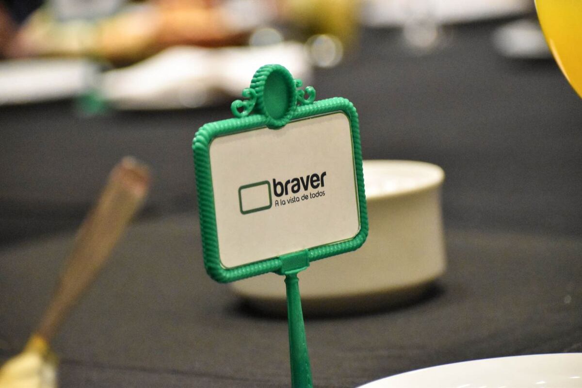 Braver presentó su nueva era con un desayuno de trabajo