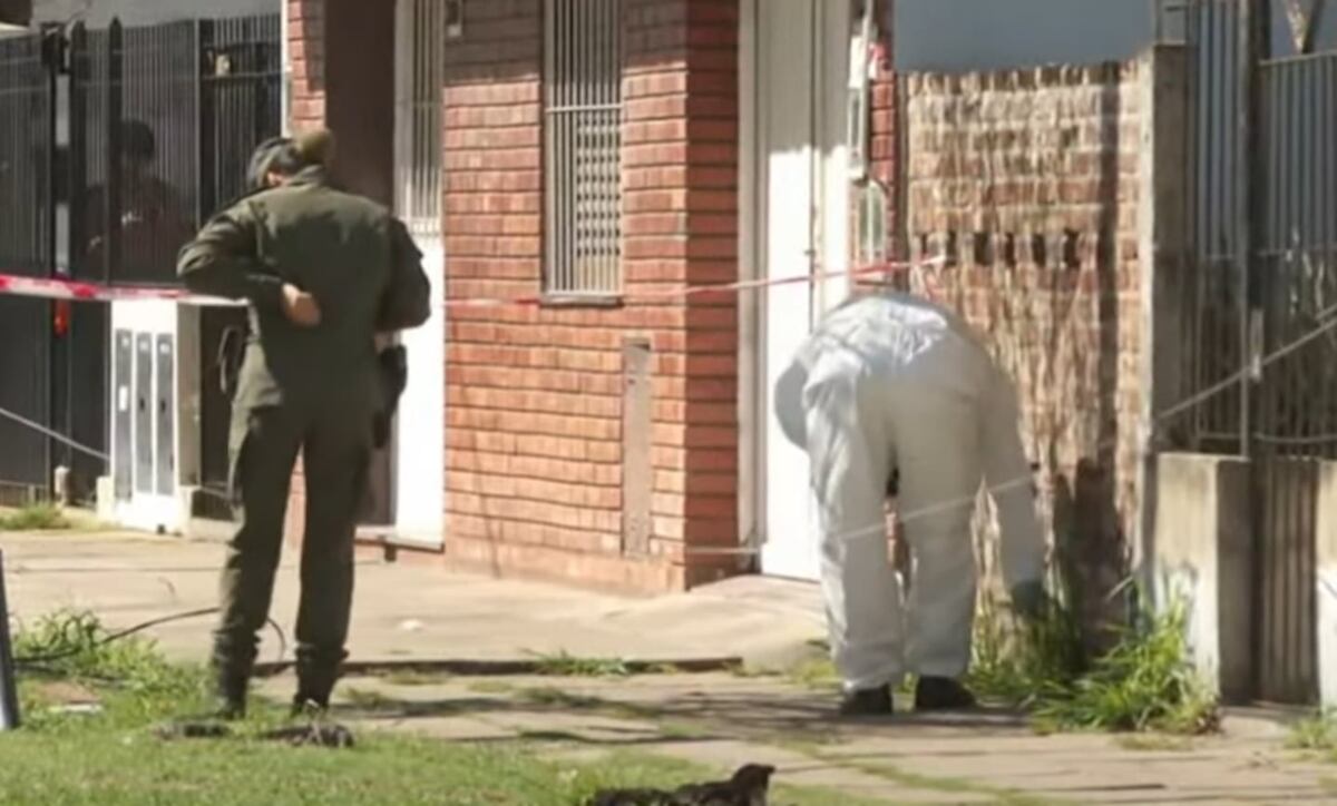 Padua. Un policía de civil se defendió a los tiros del ataque de motochoros y mató a dos. (TN)