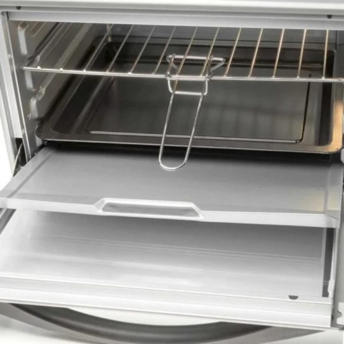 Horno vacío vs. caos: la costumbre argentina que Narda Lepes “odia” y el debate social detrás de un TikTok viral