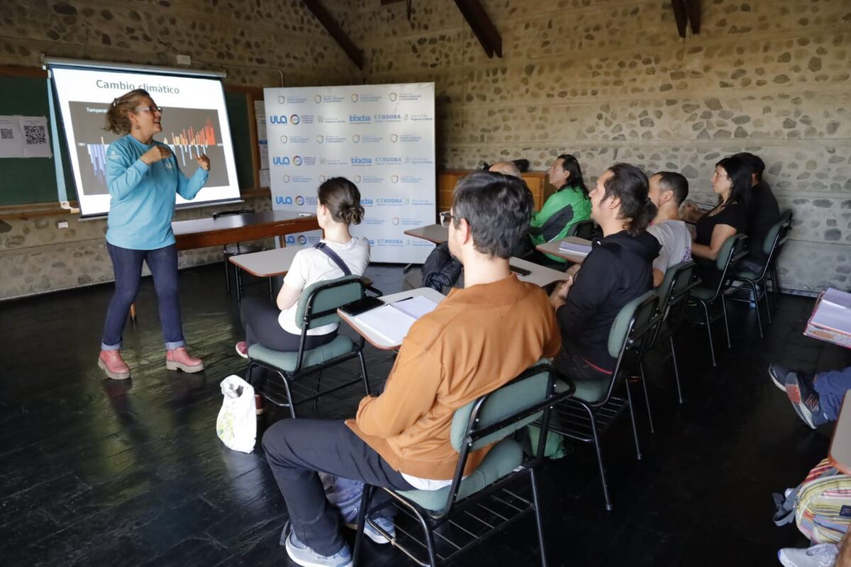 Curso de Ciclismo Urbano organizado por la Subsecretaría de Deportes y Recreación de la Municipalidad de Córdoba. (Gentileza)
