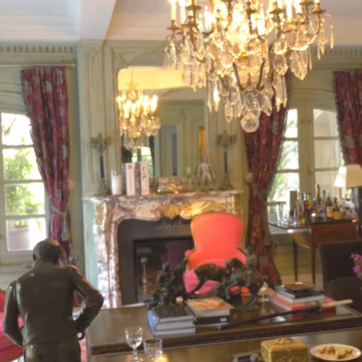 El diseño interior combina el estilo francés con toques bohemios.