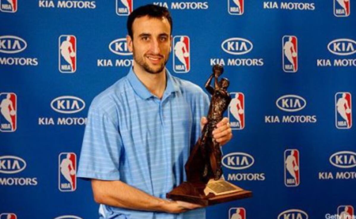 Manu Ginóbili recibió el premio al Mejor Sexto Hombre de la NBA, en 2008.