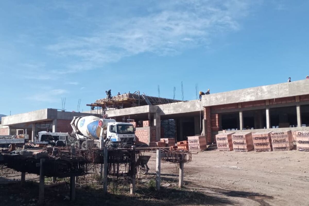 La Asamblea Educativa ProA Córdoba contabilizó 15 escuelas sin terminación de obras. (Asamblea)