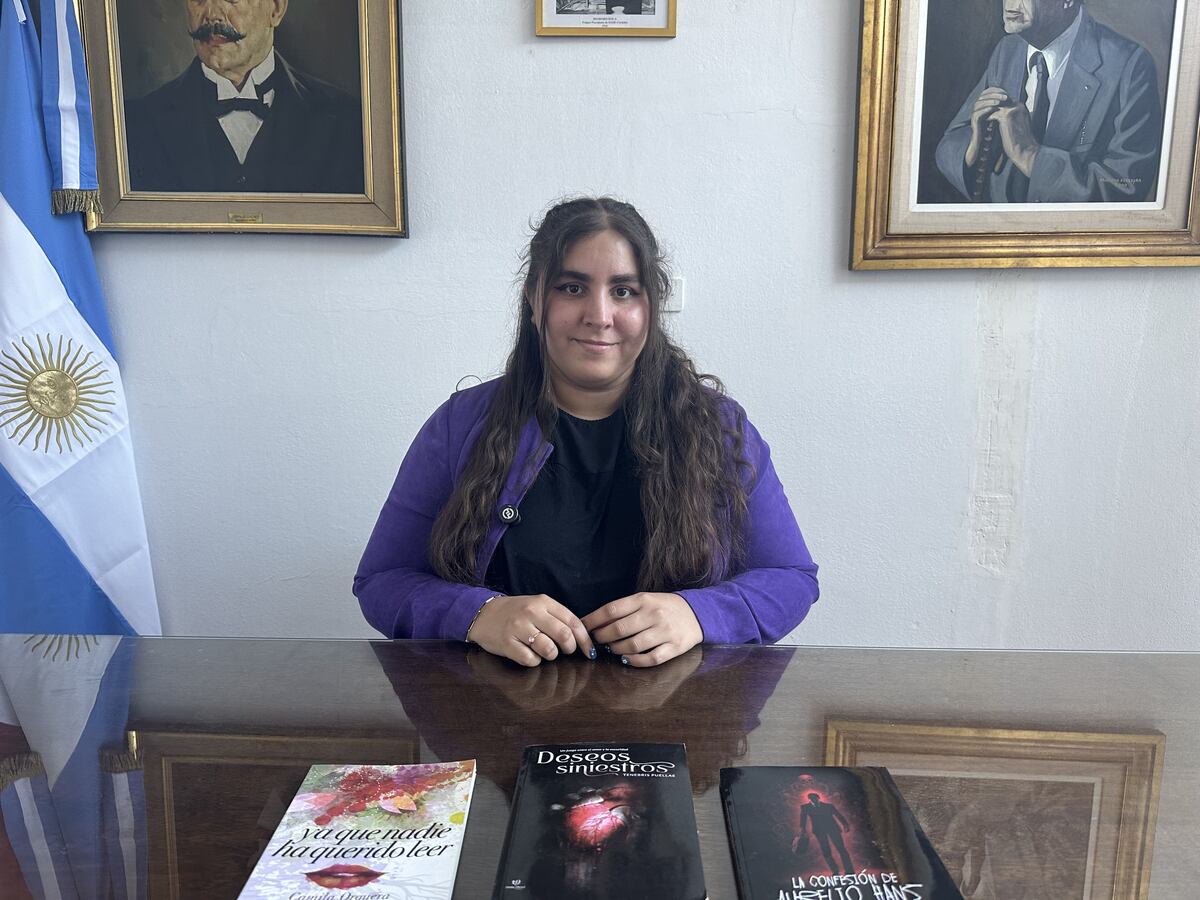 Camila Orquera, miembro de la Sociedad Argentina de Escritores