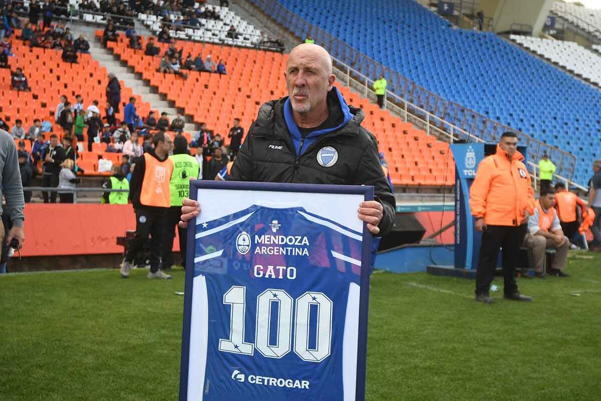 Oldrá superó los 100 partidos como DT de Godoy Cruz. (Foto: José Gutierrez / Los Andes)