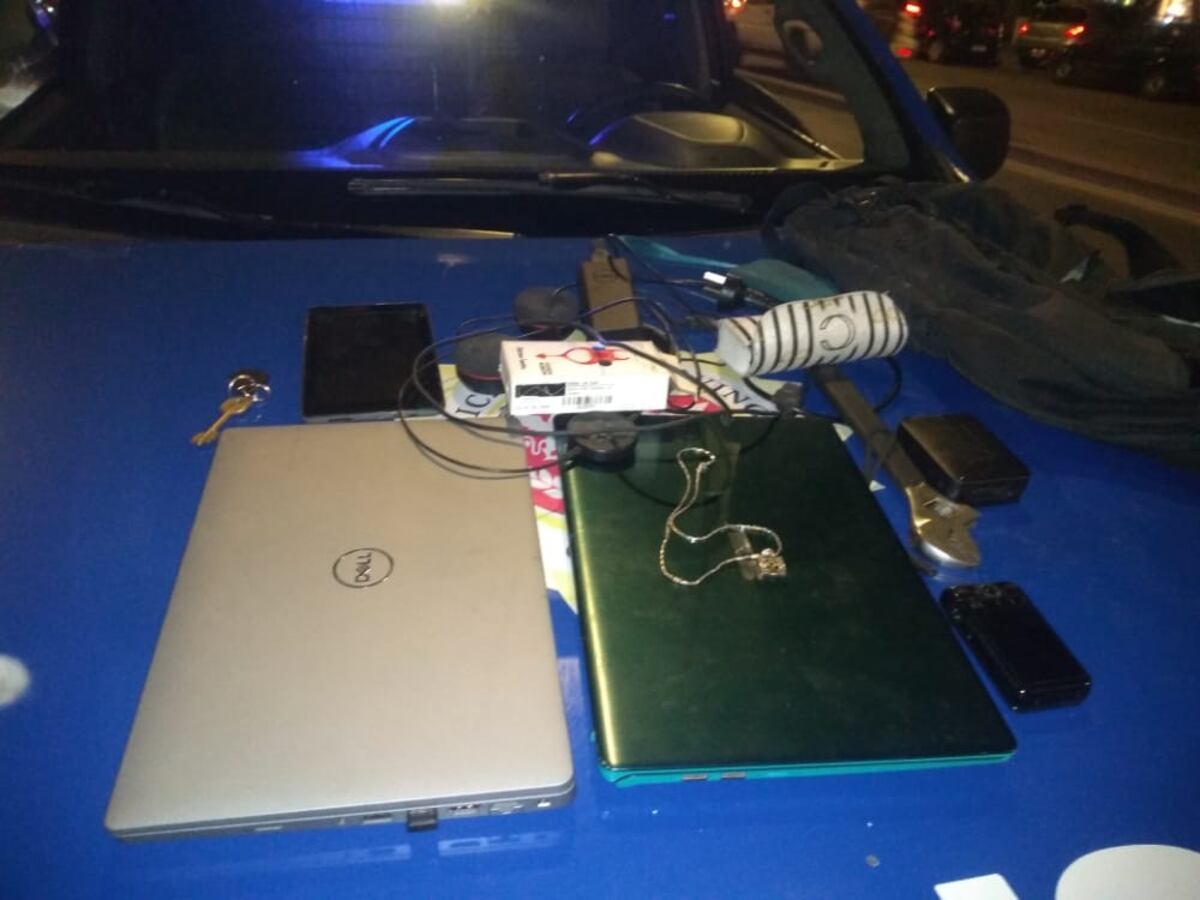 Bienes robados. Los elementos secuestrados a los sospechosos. (Policía de Córdoba)