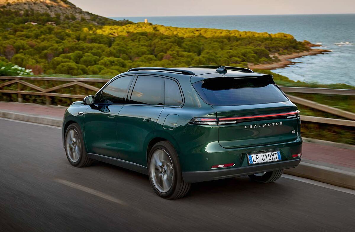La idea es que la gama inicial esté compuesta por dos SUVs: C10 y  B10.