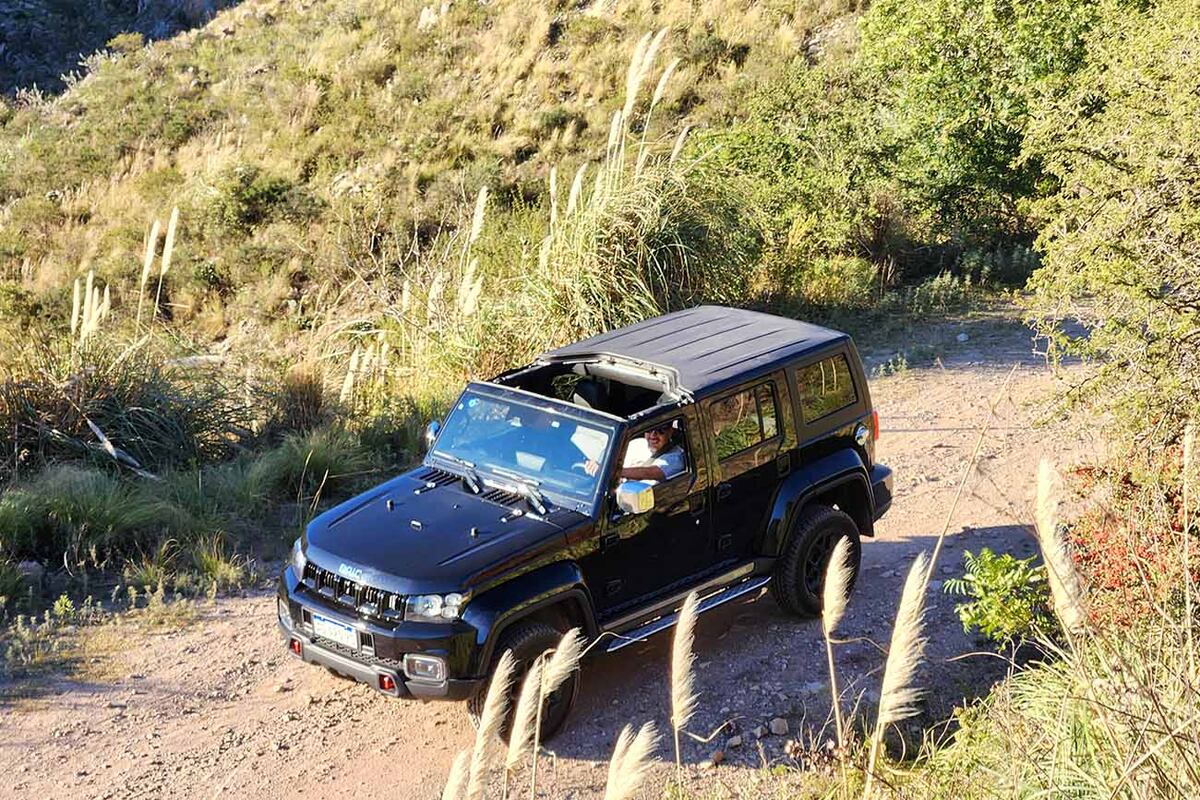 El Baic parece haber sido concebido para nuestros caminos serranos.