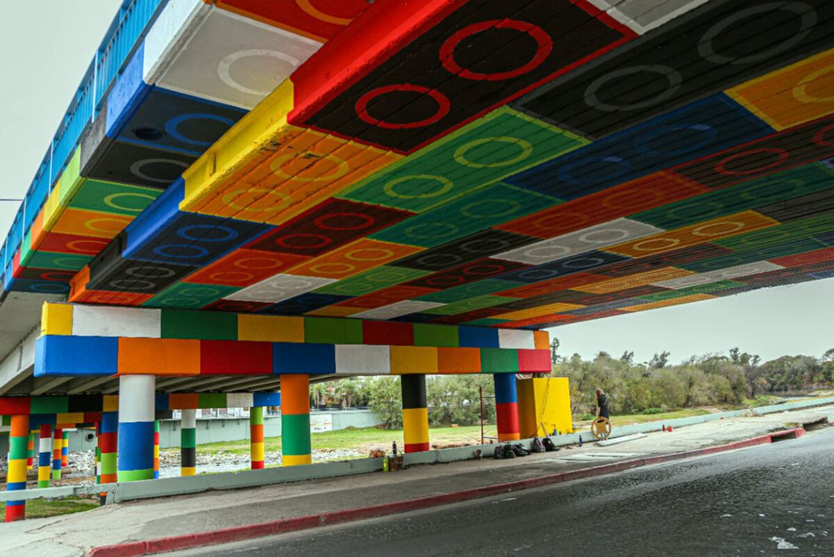 El Zípoli, en la Costanera, es el primer "puente Lego" de Córdoba. (Foto: Municipalidad de Córdoba)