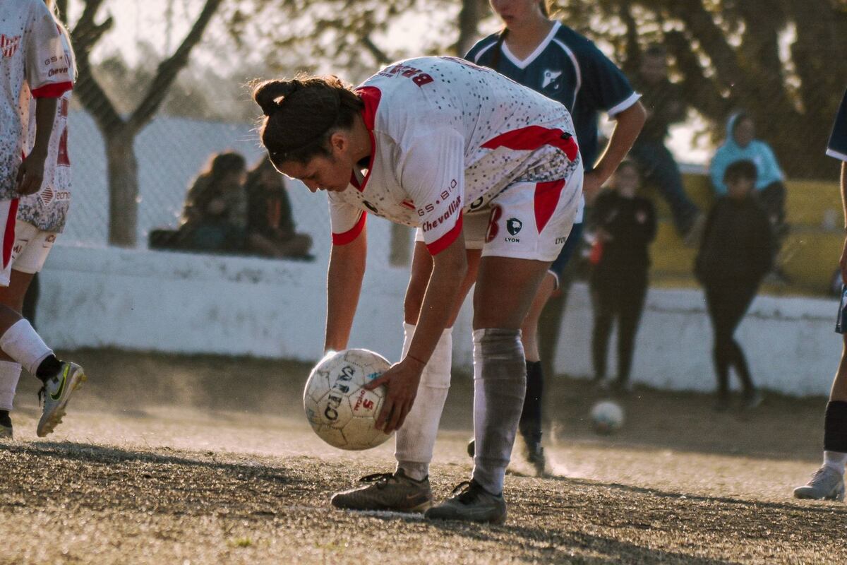 Sofía Belmar, volante central de Instituto (Gentileza)