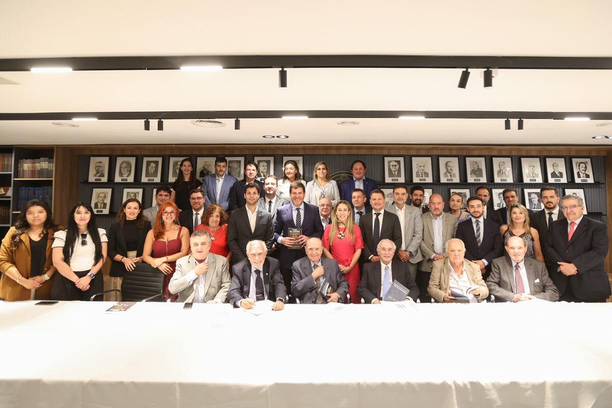 Reconocimiento del Colegio de Abogados a 40 años del juicio a las Juntas. (Gentileza)