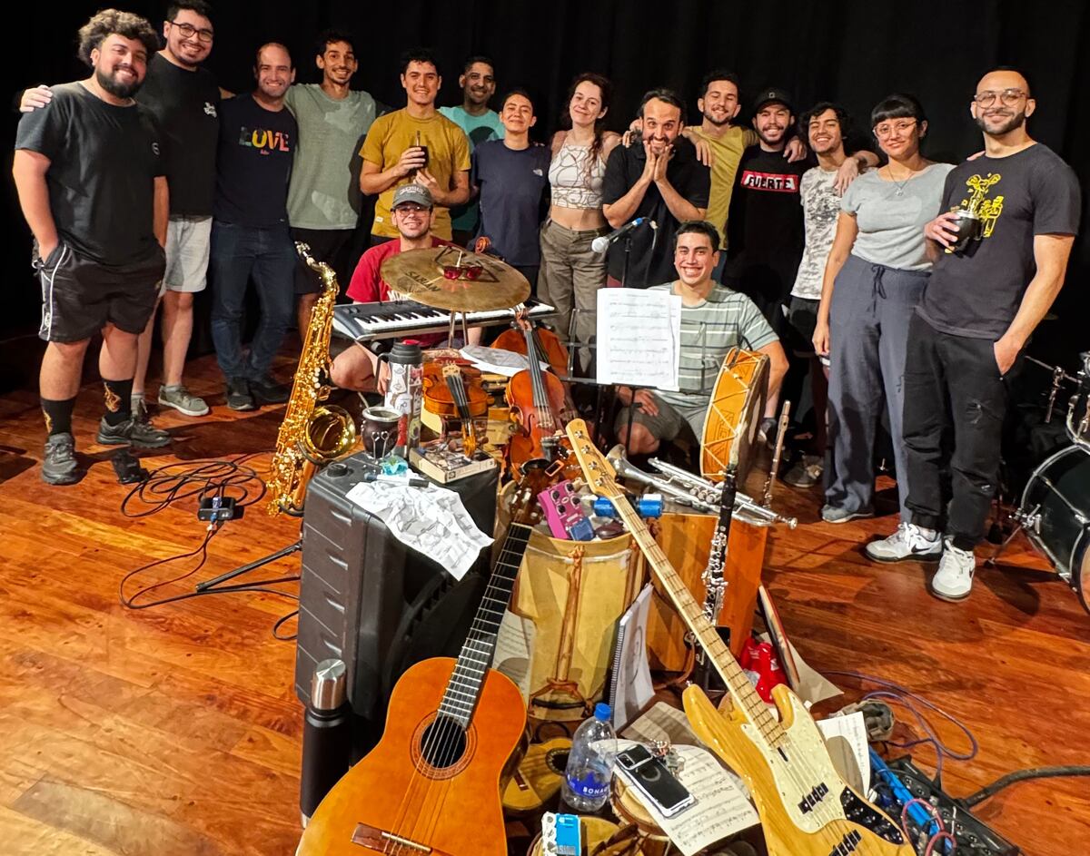 La Otra Orquesta, música popular argentina “a libro abierto” y con espíritu colectivo