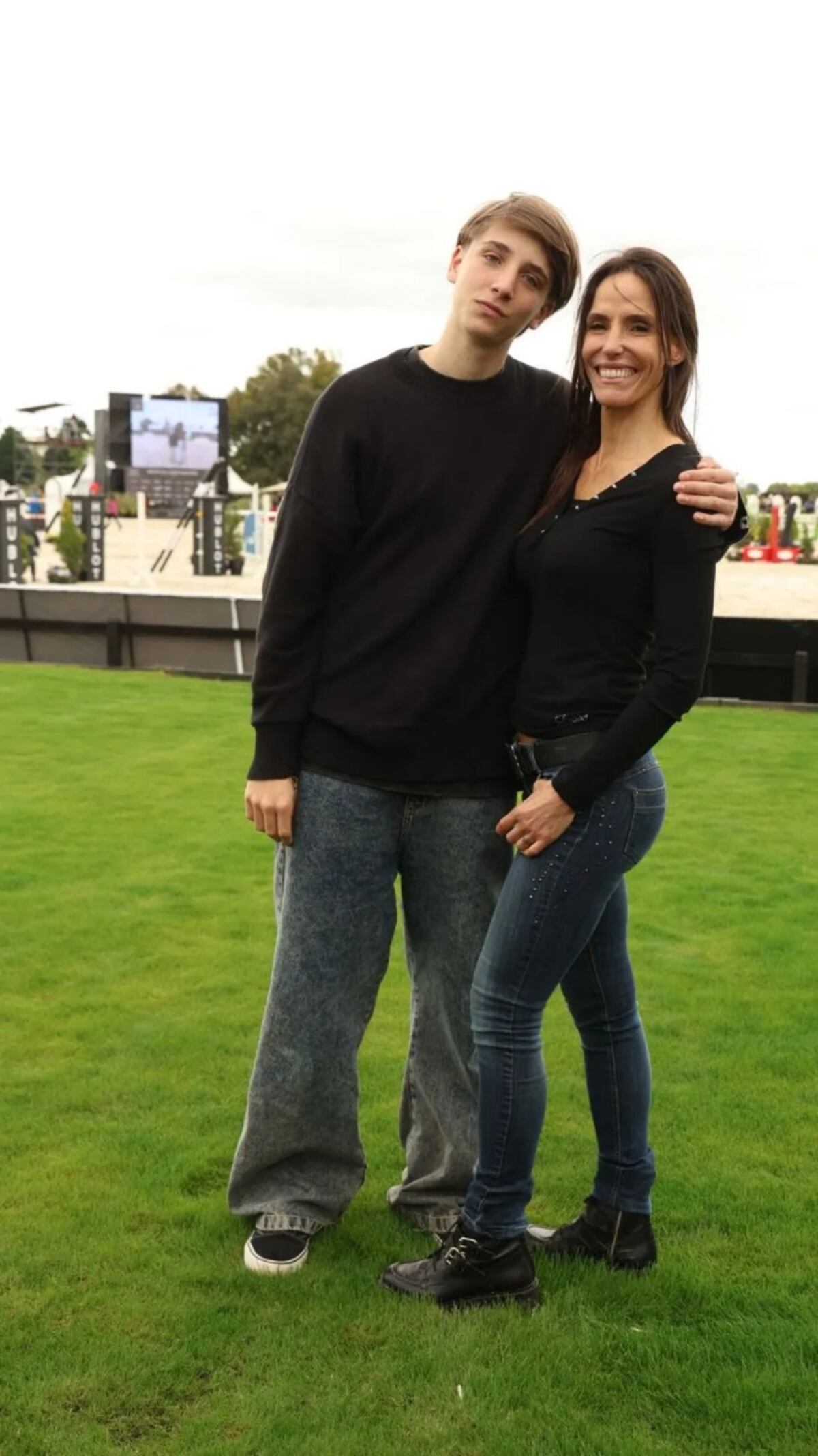 Así luce Yaco, el hijo de 16 años de Facundo Arana y María Susini