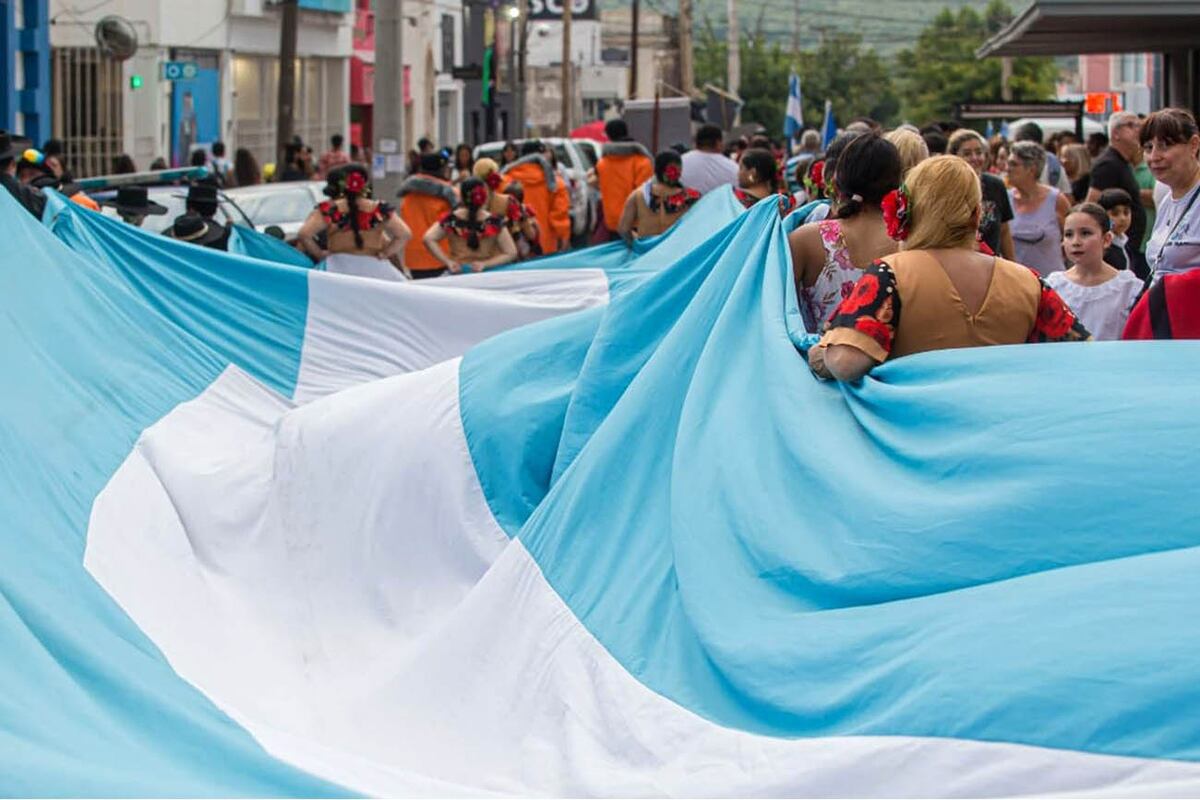 Más de 4.000 jinetes y 180 delegaciones darán vida al desfile inaugural.