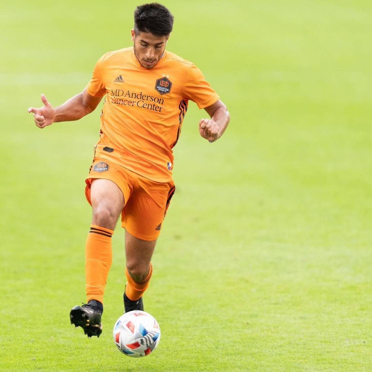 Bajamich en su corto paso por Houston, que sigue siendo dueño de su pase. (Prensa Houston Dynamo).