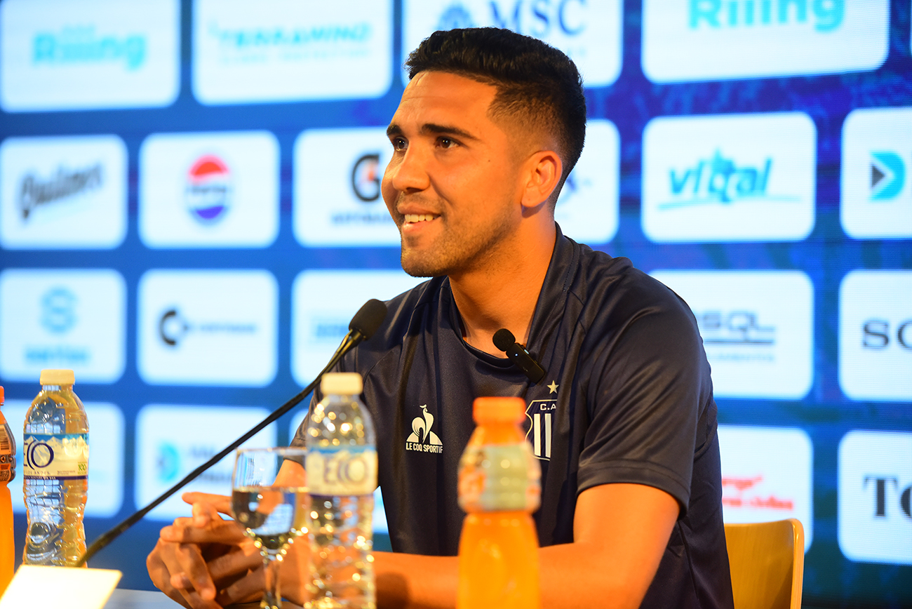 Presentación de Emanuel "Bebelo" Reynoso en Talleres.
Foto: César Heredia / La Voz