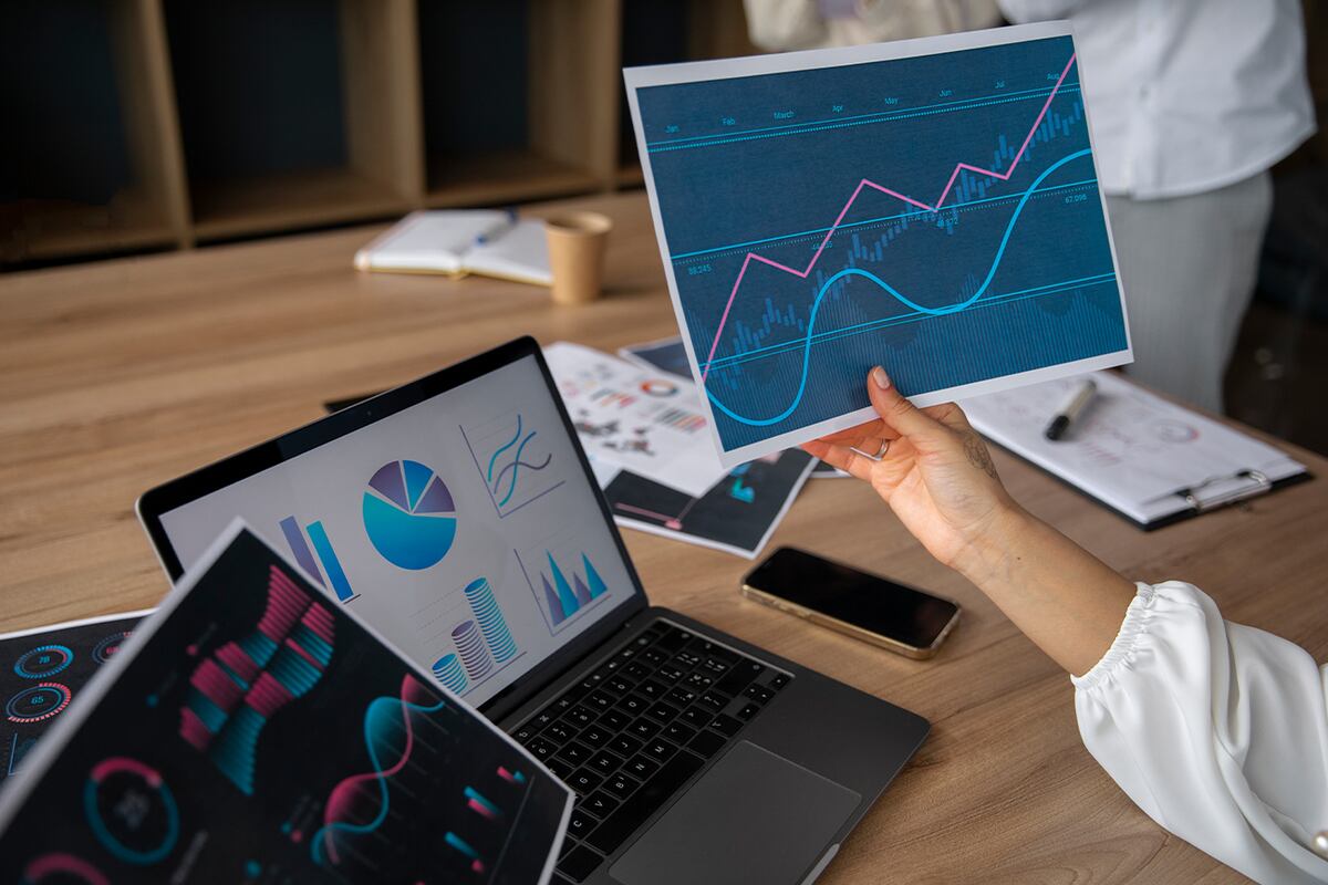 Los modelos de negocio basados en datos parten de la premisa de que la información se puede usar para eficientizar e impulsar mejores decisiones comerciales.