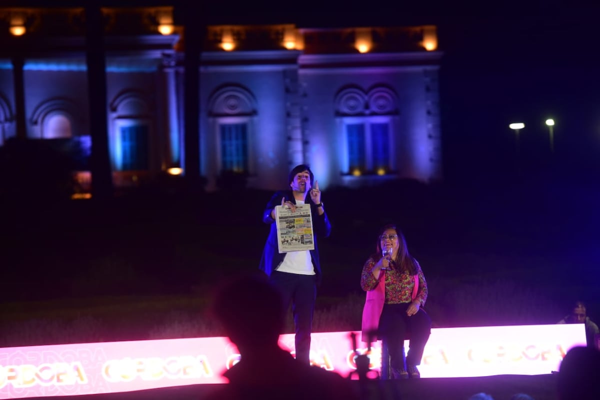 Willy Magia en el lanzamiento de la temporada turística 2025/2026 en el Parque del Chateau. (Javier Ferryra/La Voz)
