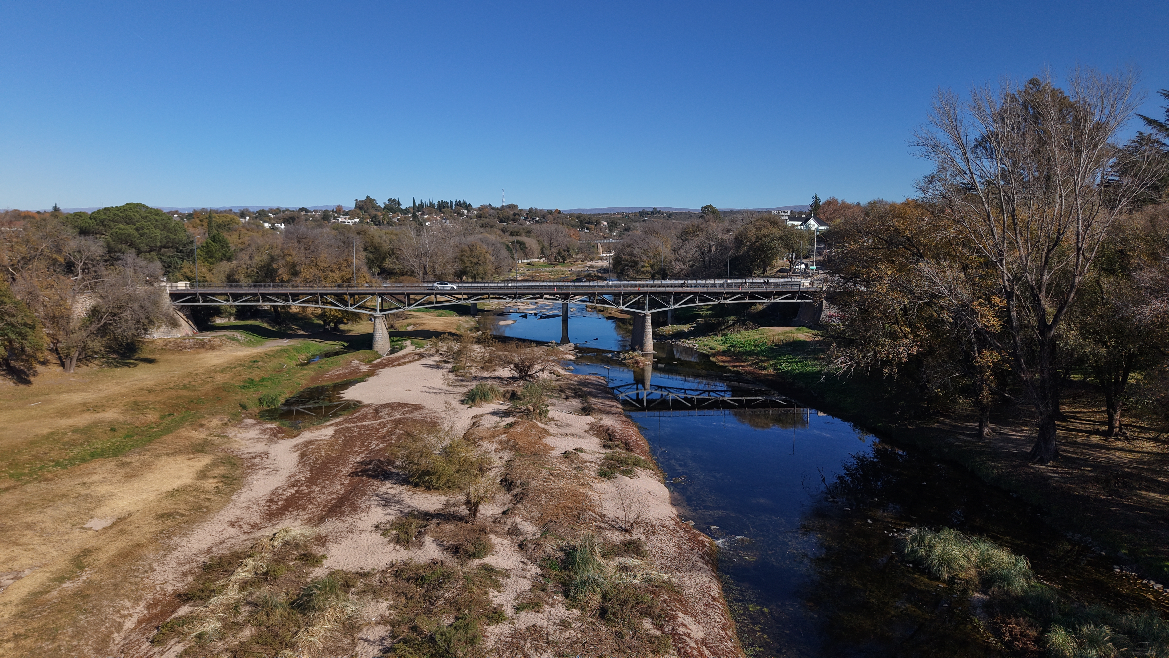 Puente carretero sobre el río Cosquín. 100 años de historia (Gentileza Municipalidad Cosquín)