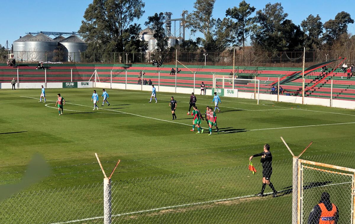 Racing en su partido ante Agropecuario. (Gentileza X: Juan Manuel Spontón
@jmsponton)