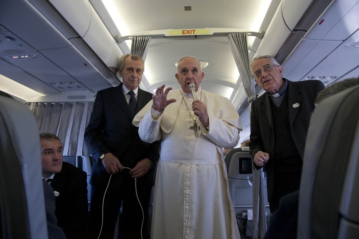 Al centro. El papa Francisco.