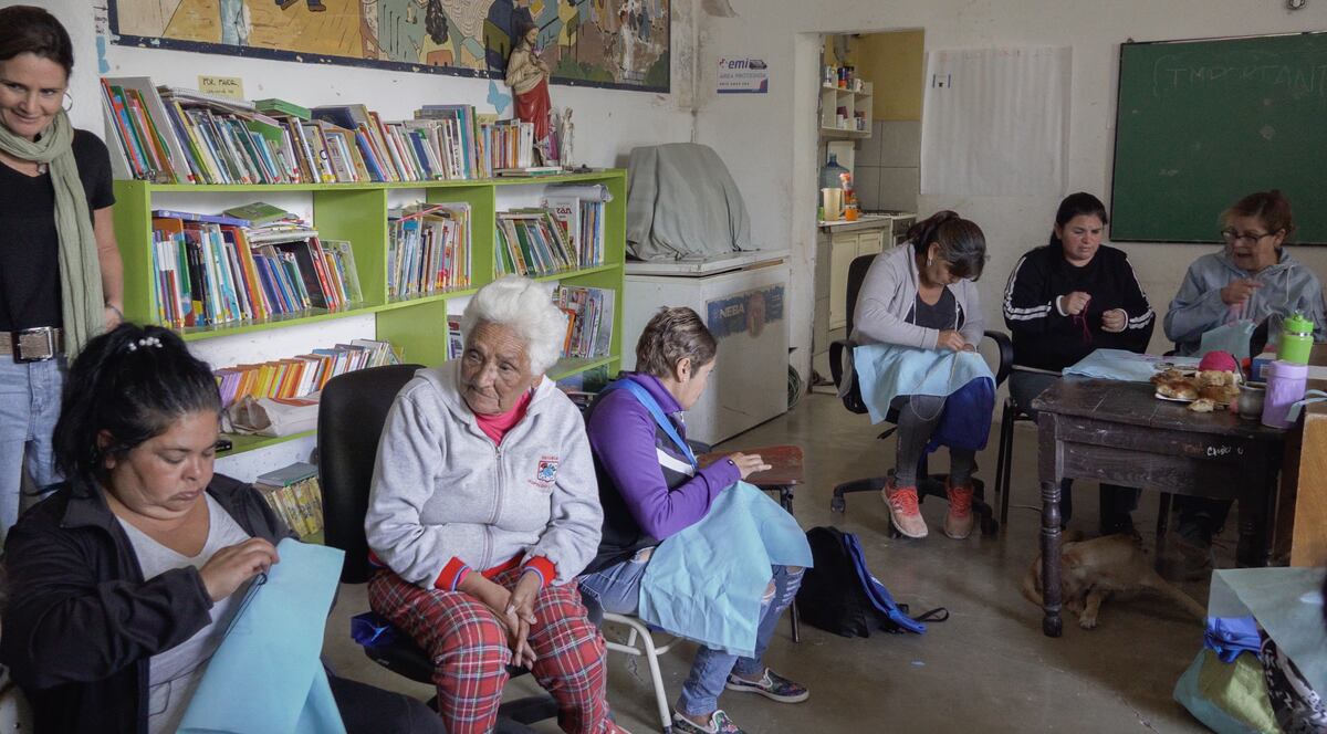 Córdoba. Las mujeres que cosen en el Costurero de Argüello Lourdes (Gentileza Trinidad Noguera).