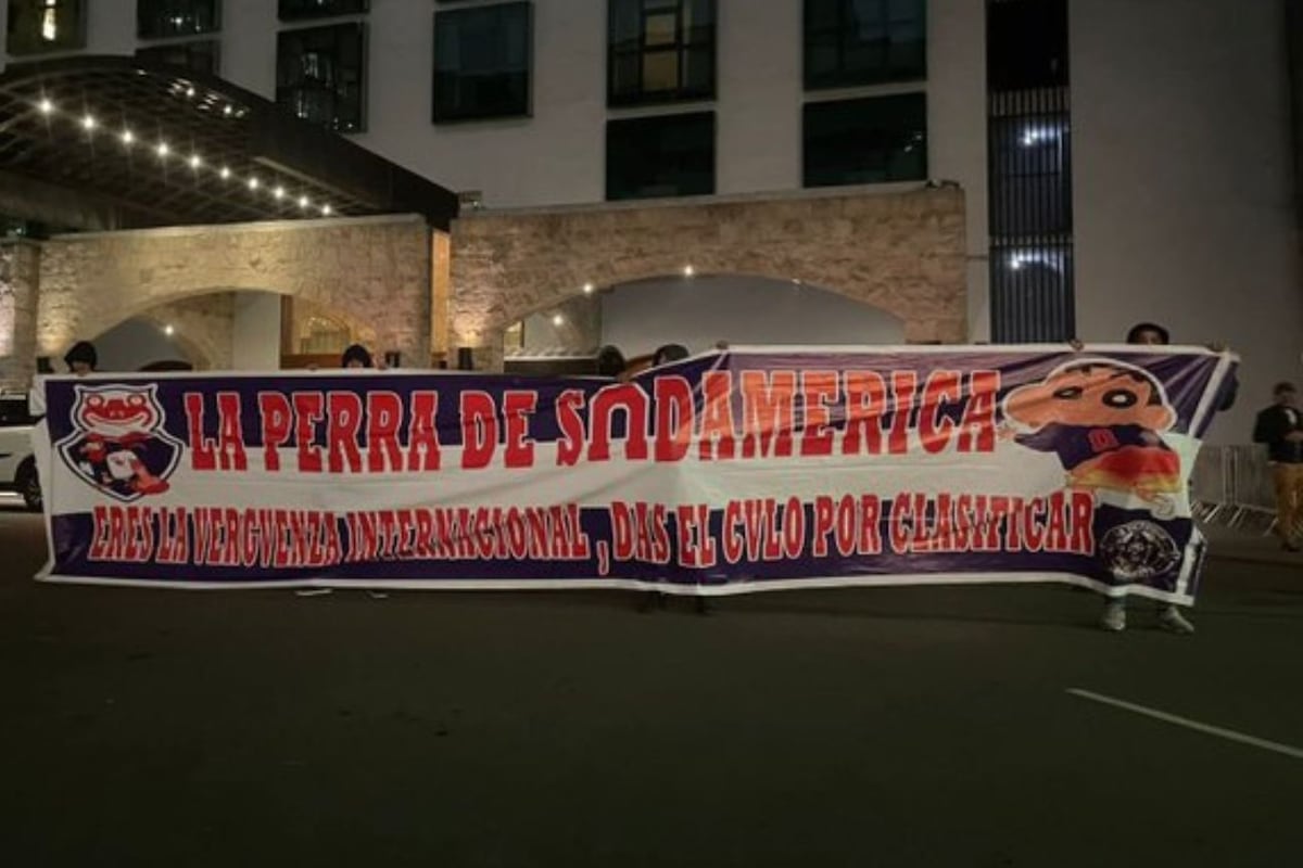 Pasacalles de la barra de Alianza Lima contra la U de Chile previo al cruce por cuartos de final de Copa Suddamericana.