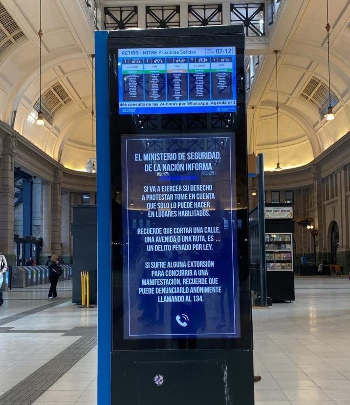 Estación Constitución: "El que corta no cobra"