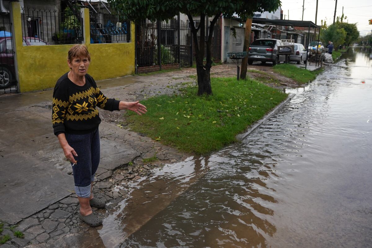 Inundación en Zona Sur, Solano, municipio de Quilmes. (Foto Santi García Díaz).
