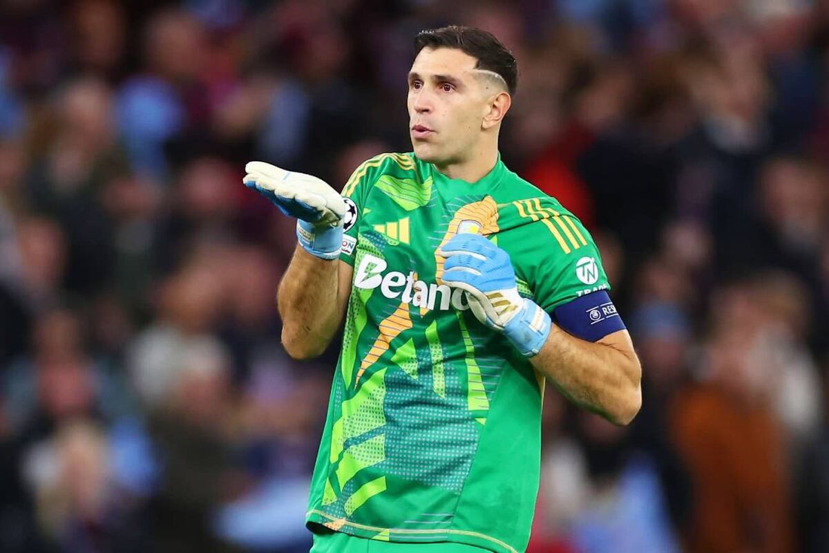 Emiliano Martínez, arquero de la selección argentina de fútbol y del club Aston Villa.(Crédito: X/@topskillsportuk)