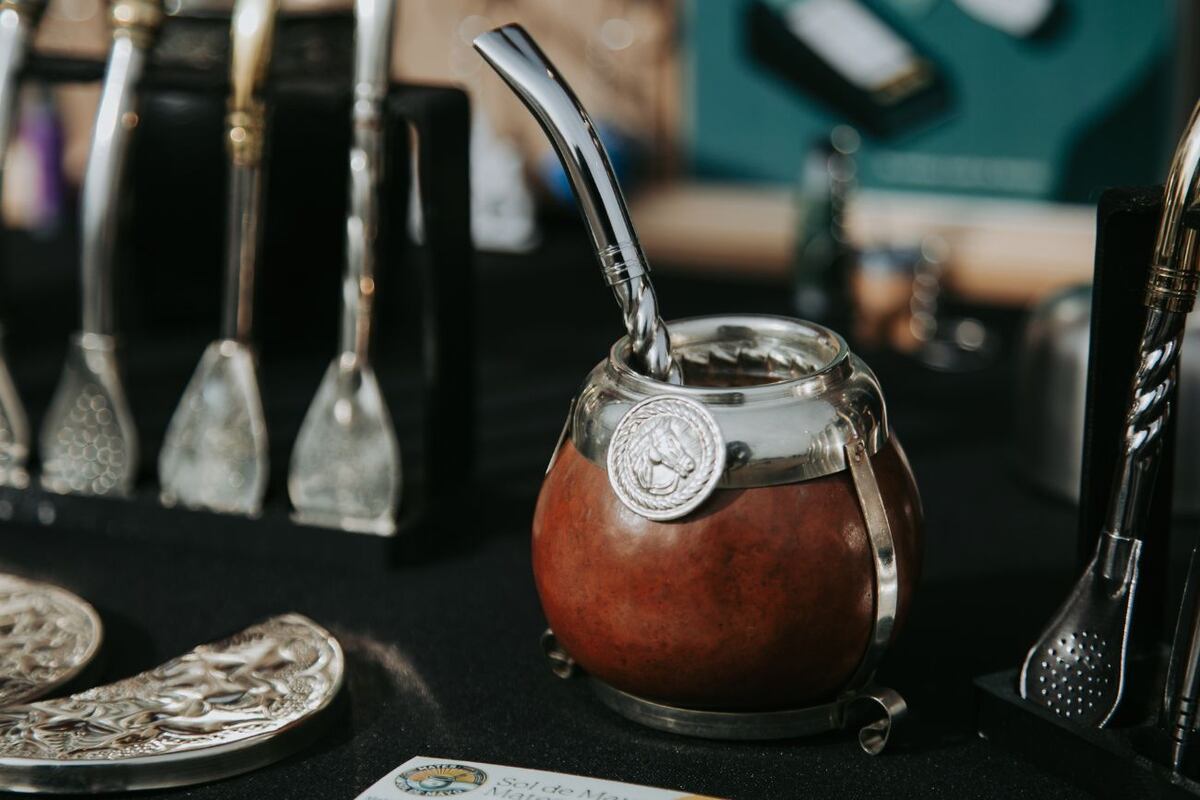 Más de 80 emprendedores locales se reúnen en una edición especial pensada para regalar productos únicos y con identidad.