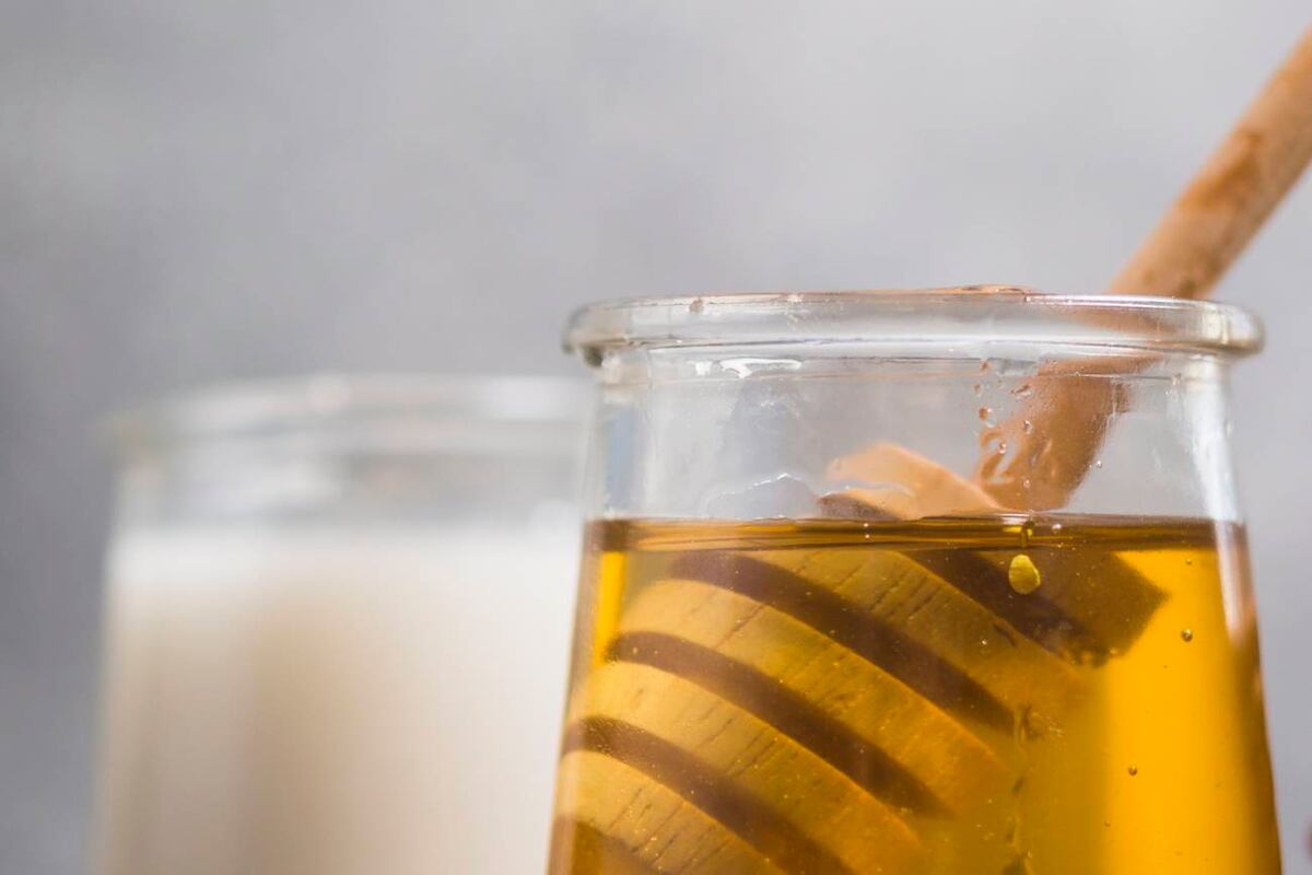 Las bebidas con melatonina que pueden ayudarte a dormir mejor y tener un sueño reparador. (Freepik)