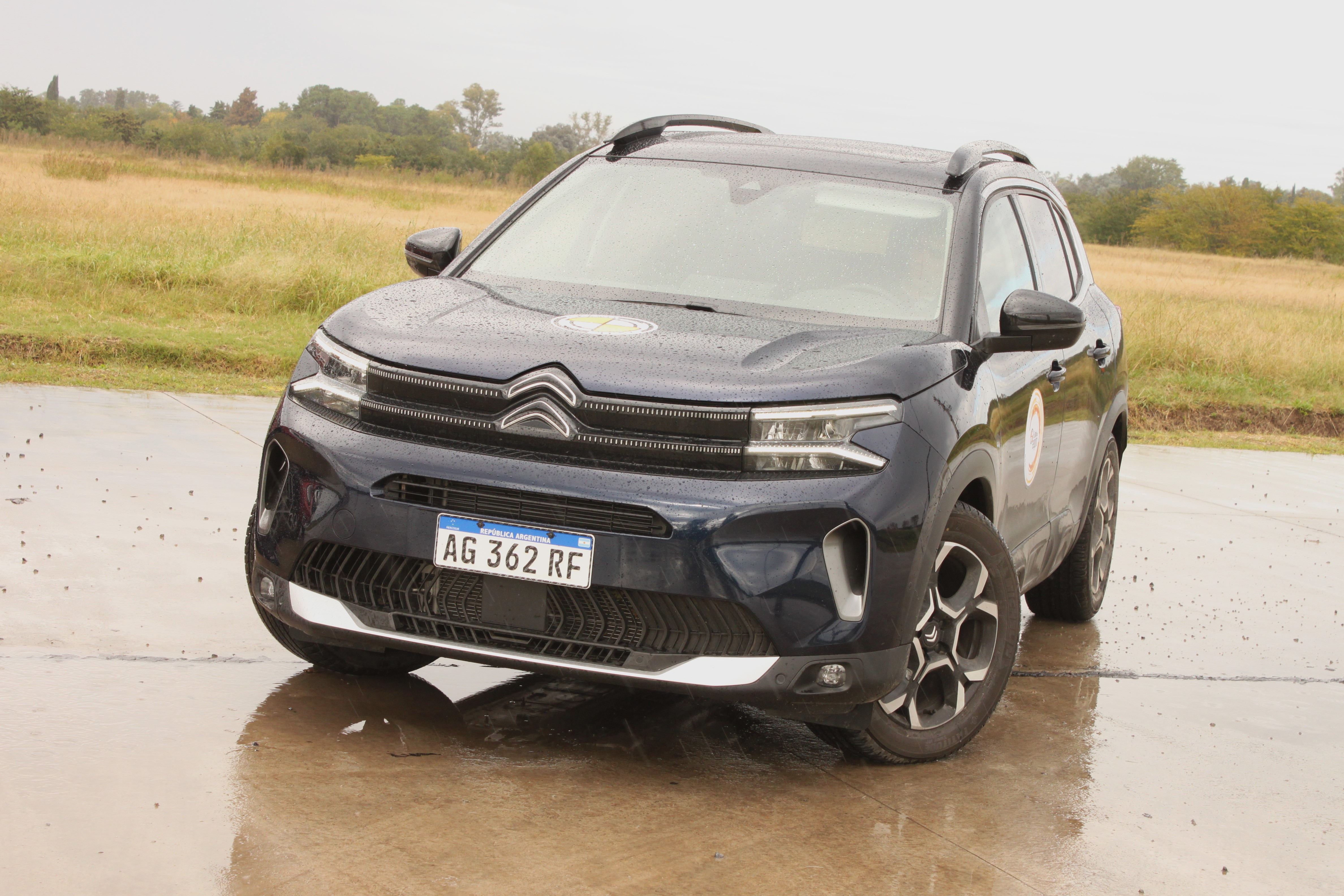El SUV mediano del grupo Stellantis se consagró en su categoría por incorporar un alto nivel de equipamiento, donde se destacan sus numerosas asistencias a la conducción.