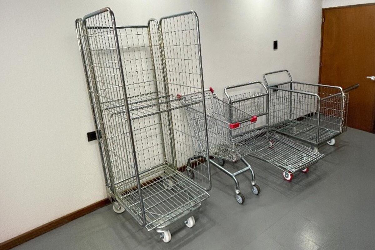 Girometal ofrece lockers, carros, rollers, canastos, bodegueros, pasillos de revisión, entre otras soluciones de almacenamiento y logística.