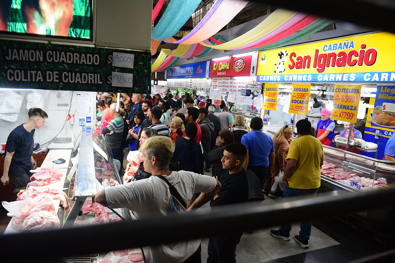 Mercado Norte previa de compras para la navidad 2024. (José Gabriel Hernández / La Voz)