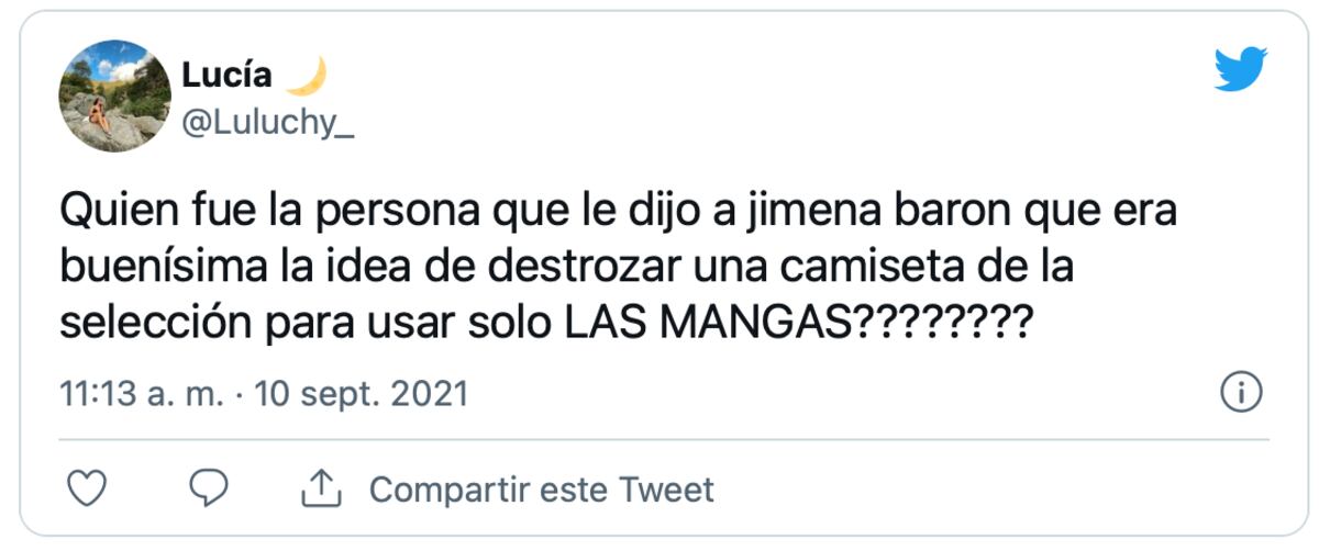 Las críticas que recibió Jimena Barón por recortar la camiseta de la Selección