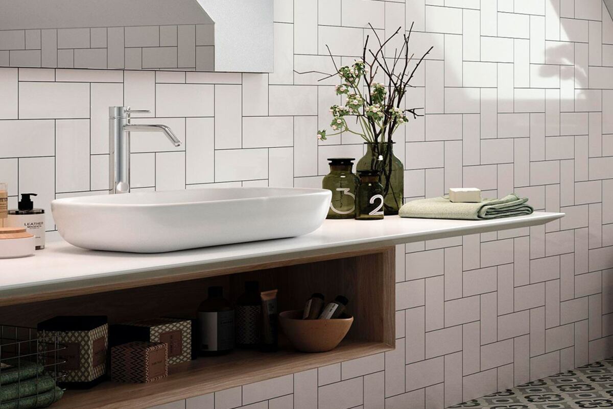 Los azulejos para cocina y baño son una de las opciones más elegidas de cerámicos. (Foto: Blog Decolovers / Grupo Edisur).