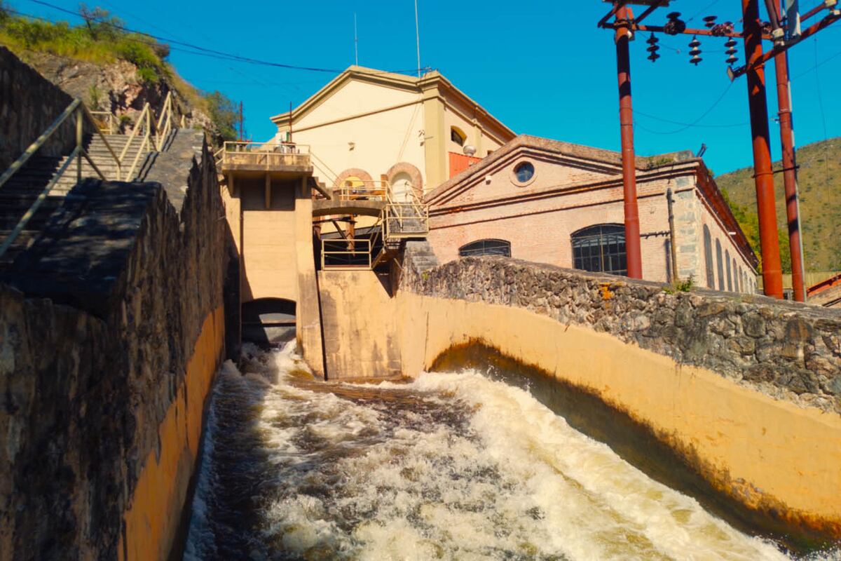 Canal de descarga de la Usina Molet.